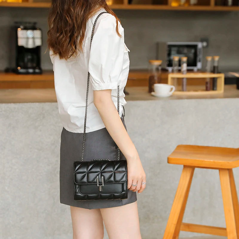 Chic Chain Crossbody Women's Bag