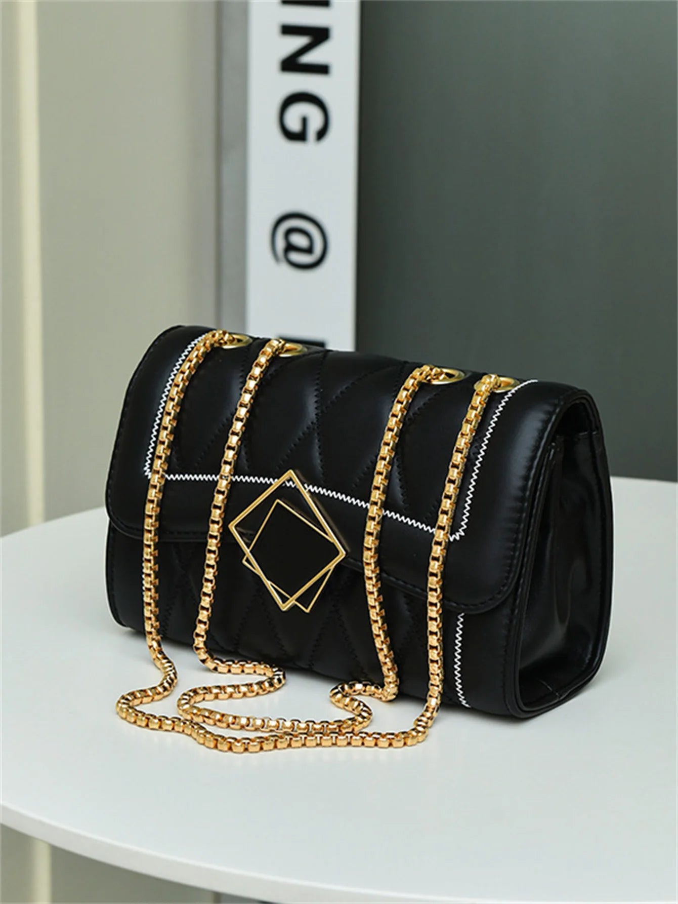 Black Diamond Chain Handbag