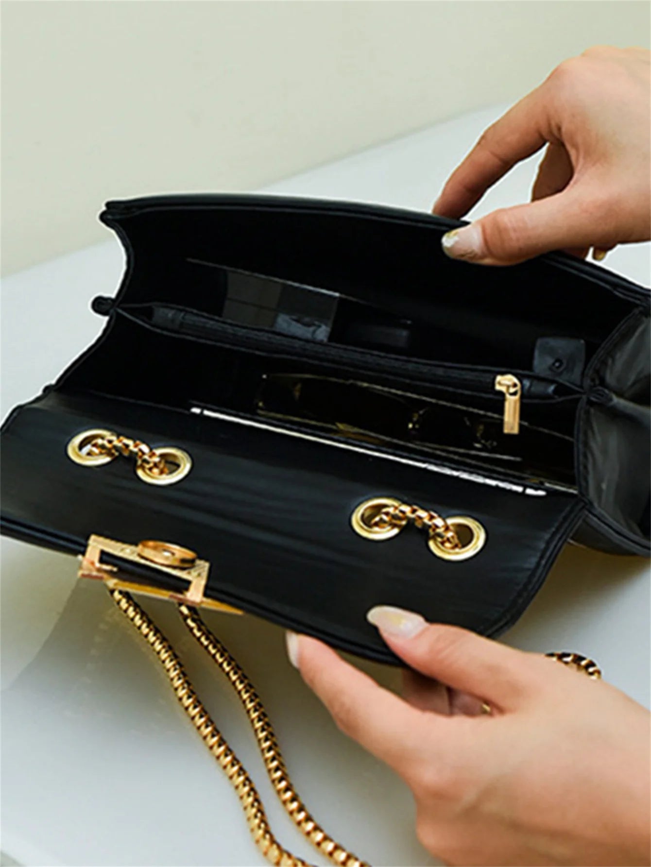 Black Diamond Chain Handbag