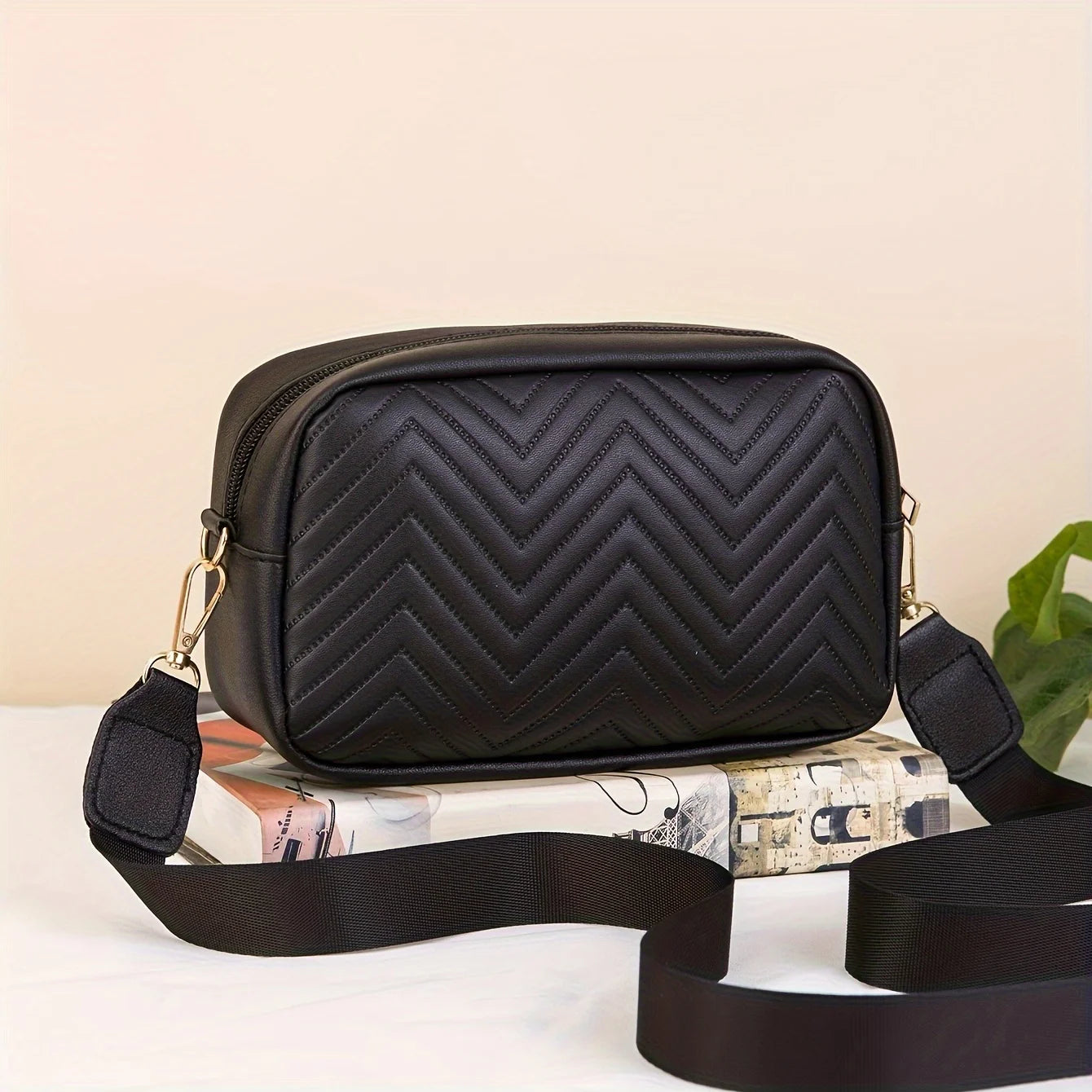 Chic Quilted Crossbody Wallet Bag