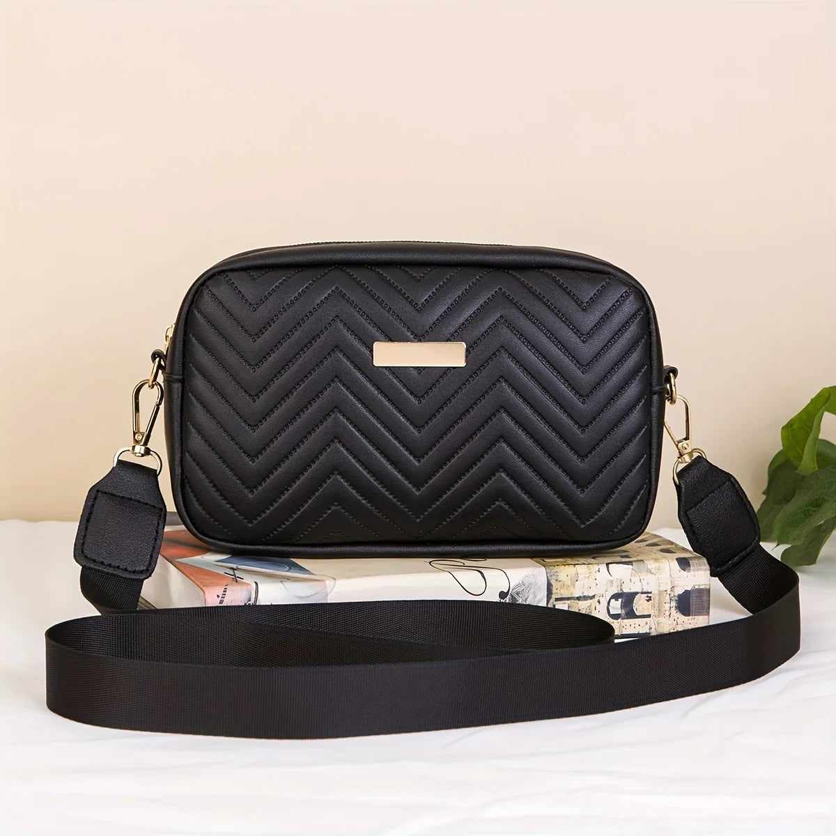 Chic Quilted Crossbody Wallet Bag